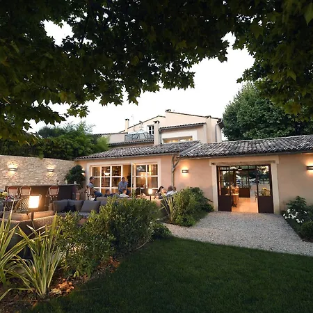 Domaine Perreal D'hotes * 加尔加斯